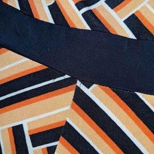 En Focus studio dress